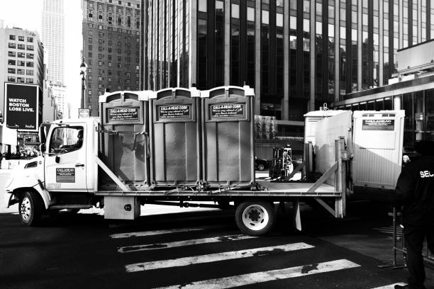 Best Sanitation services for porta potties  in Kailua, HI